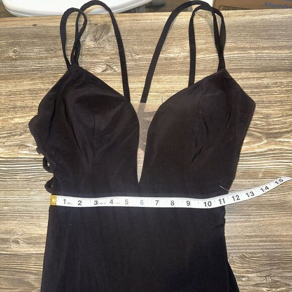 La Femme Black Spaghetti Shoulder Stretch Gown Size 6. NWOT. 14 - Picture 7 of 13